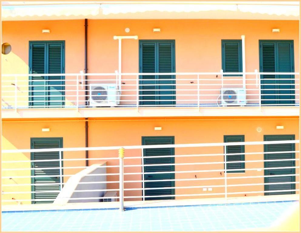 דירות אגרופולי Tramonto D Oro מראה חיצוני תמונה